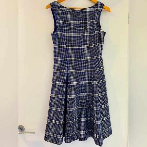Review Rita dress, size 10, brand new unworn - Picture 2 of 3